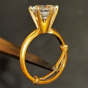 Vintage 14k w/ 2ct Flawless CZ